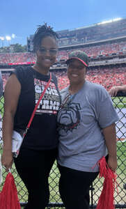 Georgia Bulldogs - NCAA Football vs Ball State Cardinals