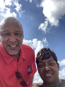 Georgia Bulldogs - NCAA Football vs Ball State Cardinals