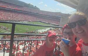 Georgia Bulldogs - NCAA Football vs Ball State Cardinals