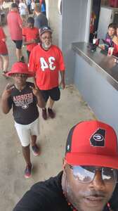 Georgia Bulldogs - NCAA Football vs Ball State Cardinals