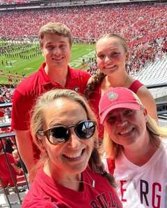 Georgia Bulldogs - NCAA Football vs Ball State Cardinals