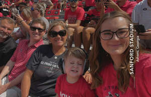 Georgia Bulldogs - NCAA Football vs Ball State Cardinals