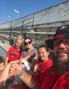 Georgia Bulldogs - NCAA Football vs Ball State Cardinals