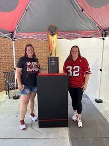 Georgia Bulldogs - NCAA Football vs Ball State Cardinals