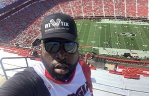 Georgia Bulldogs - NCAA Football vs Ball State Cardinals