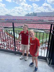Georgia Bulldogs - NCAA Football vs Ball State Cardinals
