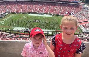 Georgia Bulldogs - NCAA Football vs Ball State Cardinals
