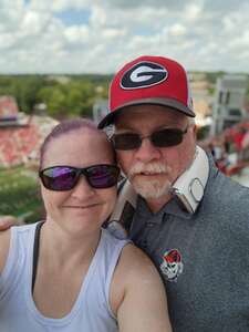 Georgia Bulldogs - NCAA Football vs Ball State Cardinals