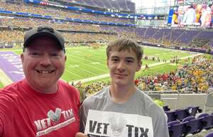 North Dakota State Bison - NCAA Football vs Eastern Washington University