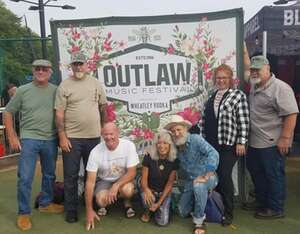 Outlaw Music Festival Feat. Willie Nelson & Family