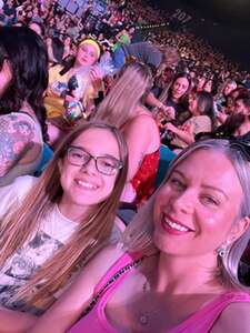 Jonas Brothers: Five Albums. One Night.