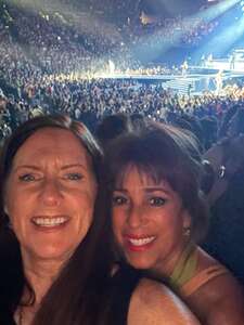 Jonas Brothers: Five Albums. One Night.