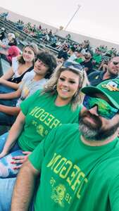 Oregon Ducks - NCAA Football vs University of Hawaii Rainbows