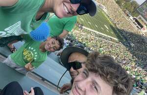 Oregon Ducks - NCAA Football vs University of Hawaii Rainbows