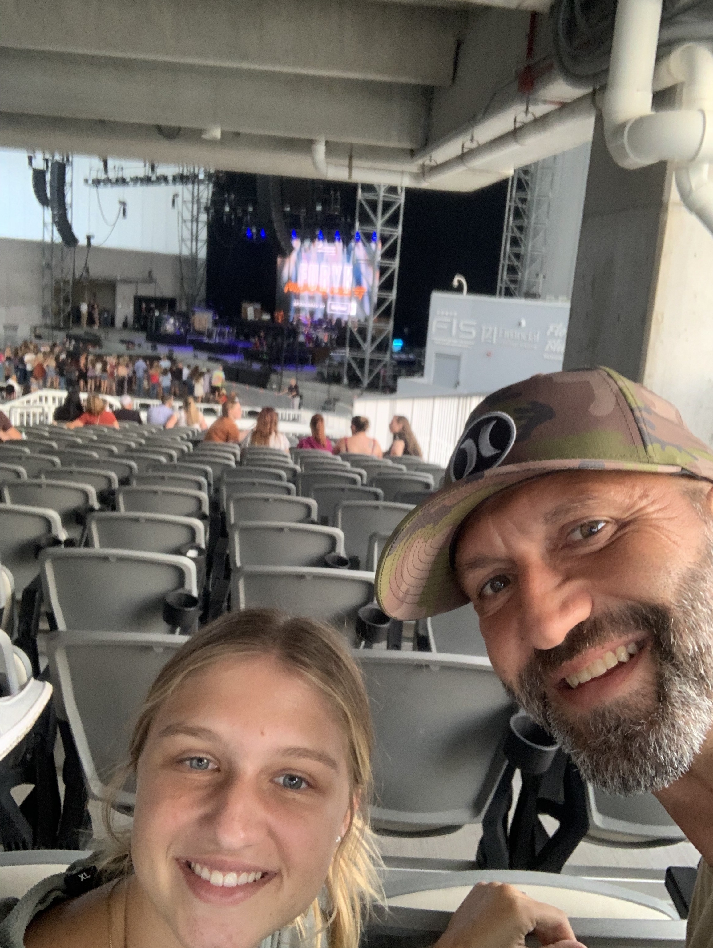 Dustin Lynch & Carly Pearce: 2023 Furyk Foundation Concert