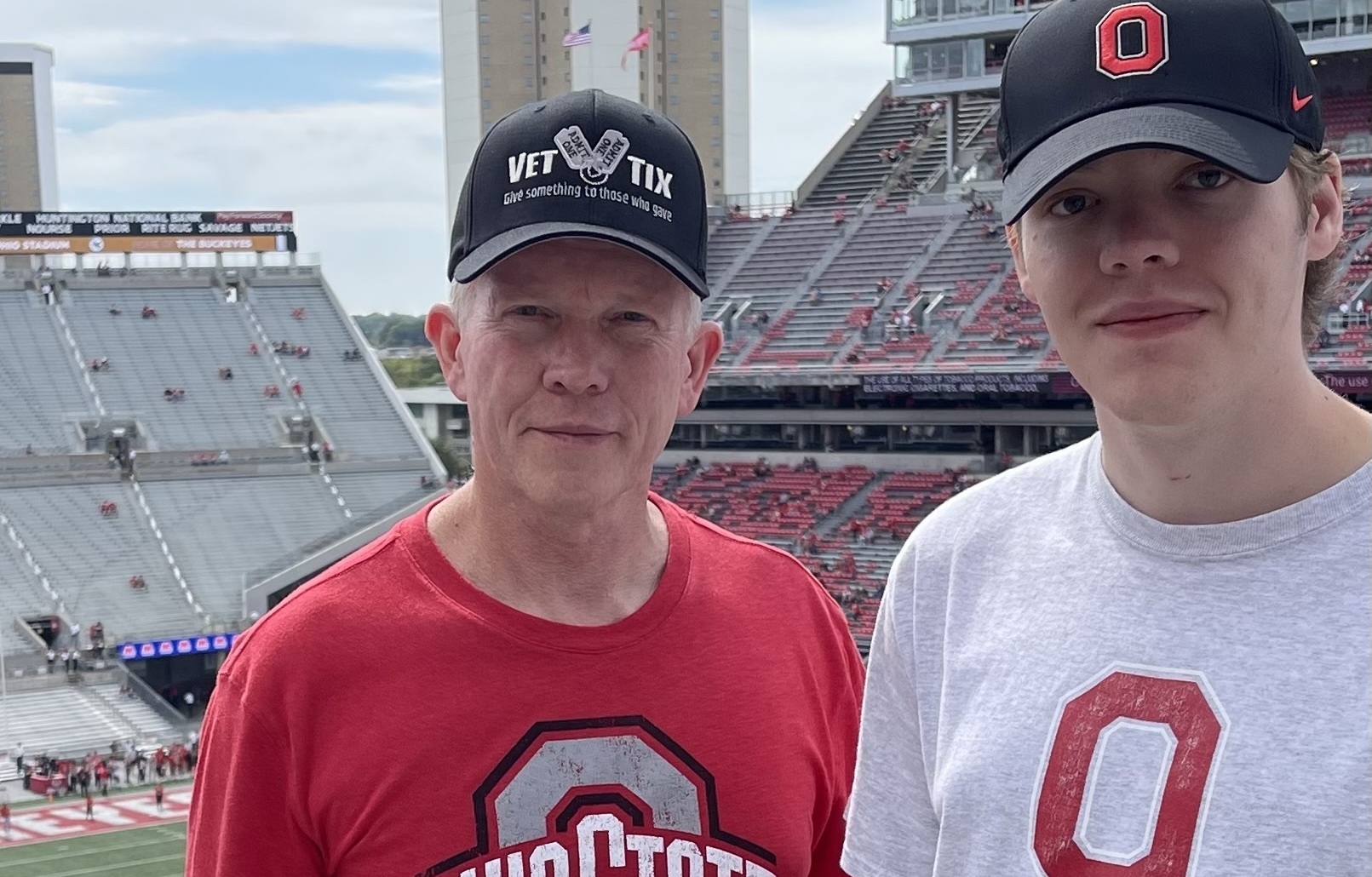 Ohio State Buckeyes - NCAA Football vs Western Kentucky Hilltoppers