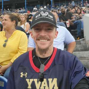 Navy Midshipmen - NCAA Football vs South Florida Bulls