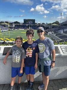 Navy Midshipmen - NCAA Football vs South Florida Bulls