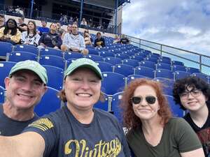 Navy Midshipmen - NCAA Football vs South Florida Bulls