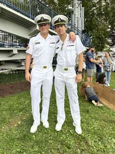 Navy Midshipmen - NCAA Football vs South Florida Bulls
