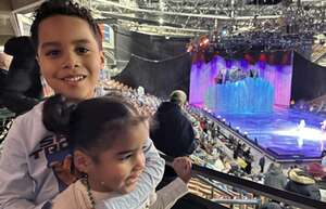 Disney on Ice Presents Into the Magic