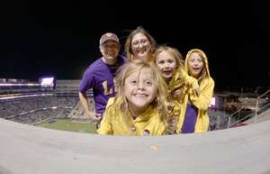 Louisiana State University Tigers - NCAA Football vs Auburn Tigers