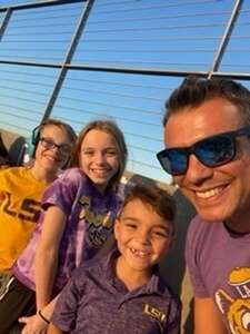 Louisiana State University Tigers - NCAA Football vs Auburn Tigers