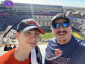 Louisiana State University Tigers - NCAA Football vs Auburn Tigers