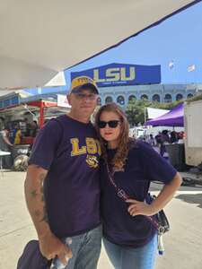 Louisiana State University Tigers - NCAA Football vs Auburn Tigers