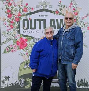 Outlaw Music Festival - Feat. Willie Nelson, Avett Brothers & More