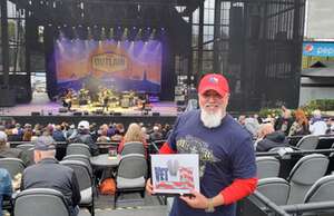 Outlaw Music Festival - Feat. Willie Nelson, Avett Brothers & More