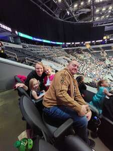 Disney on Ice Presents Find Your Hero