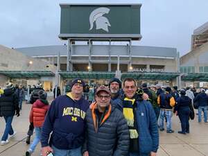 Michigan State Spartans - NCAA Football vs Michigan Wolverines