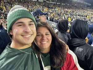 Michigan State Spartans - NCAA Football vs Michigan Wolverines