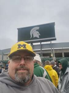 Michigan State Spartans - NCAA Football vs Michigan Wolverines