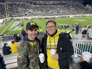 Michigan State Spartans - NCAA Football vs Michigan Wolverines