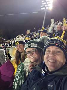 Michigan State Spartans - NCAA Football vs Michigan Wolverines