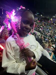 Disney on Ice Presents Find Your Hero