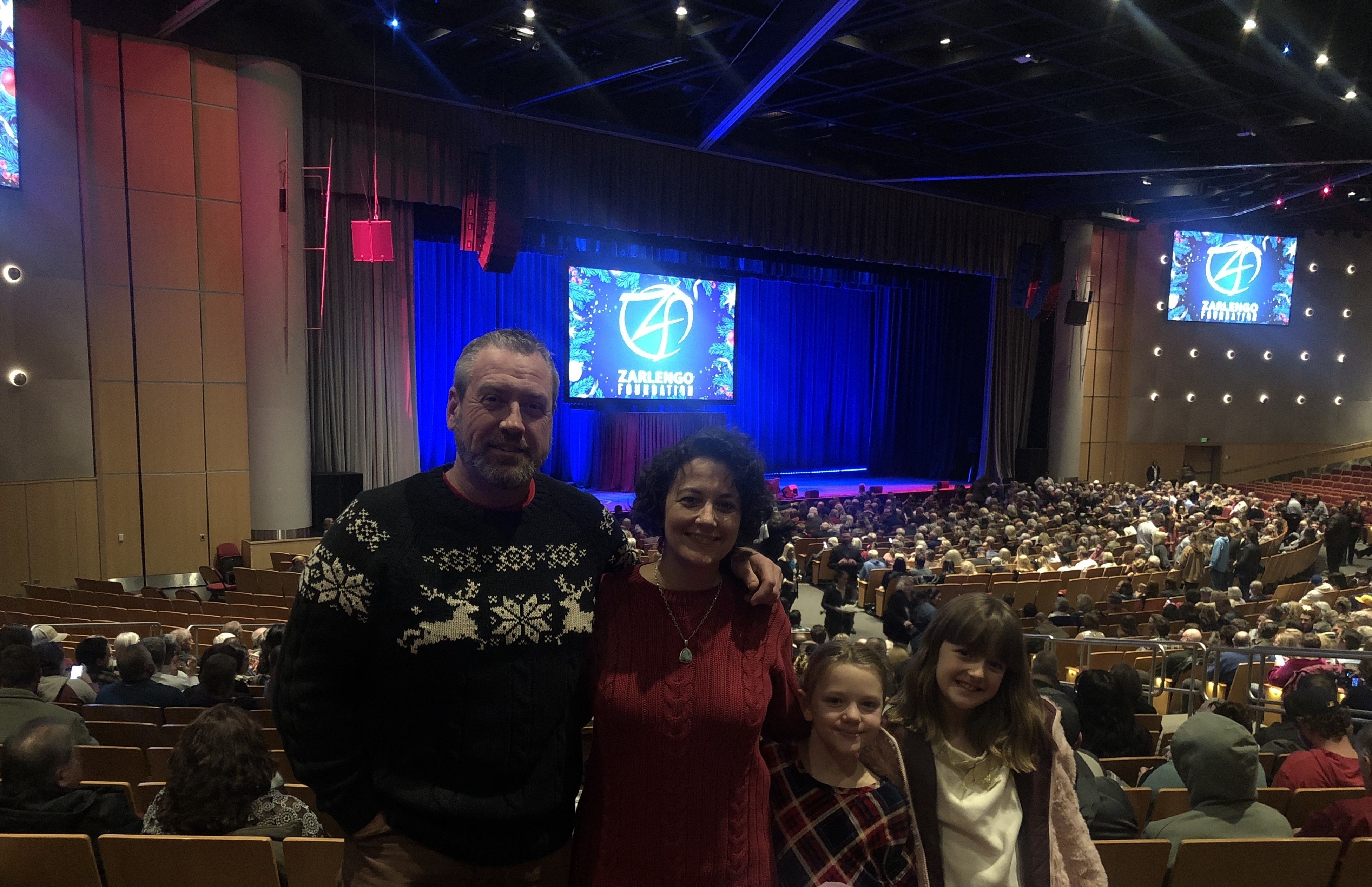 Terry Fator: a Very Terry Christmas