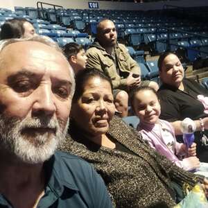 Disney on Ice Presents Find Your Hero