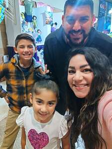 Disney on Ice Presents Find Your Hero