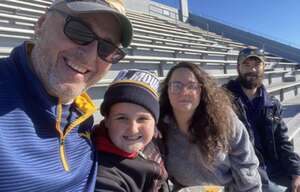 West Virginia Mountaineers - NCAA Football vs Cincinnati Bearcats