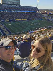 West Virginia Mountaineers - NCAA Football vs Cincinnati Bearcats