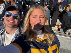 West Virginia Mountaineers - NCAA Football vs Cincinnati Bearcats