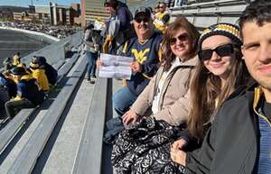 West Virginia Mountaineers - NCAA Football vs Cincinnati Bearcats