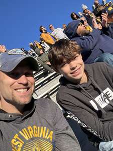 West Virginia Mountaineers - NCAA Football vs Cincinnati Bearcats