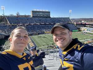 West Virginia Mountaineers - NCAA Football vs Cincinnati Bearcats
