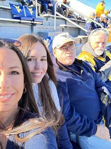 West Virginia Mountaineers - NCAA Football vs Cincinnati Bearcats