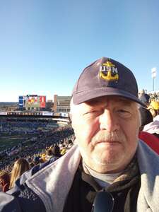 West Virginia Mountaineers - NCAA Football vs Cincinnati Bearcats