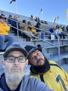 West Virginia Mountaineers - NCAA Football vs Cincinnati Bearcats